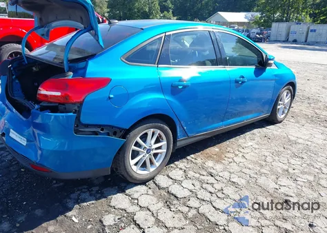 2016 Ford Focus Se z USA, uszkodzony, nr VIN 1FADP3F26GL210639